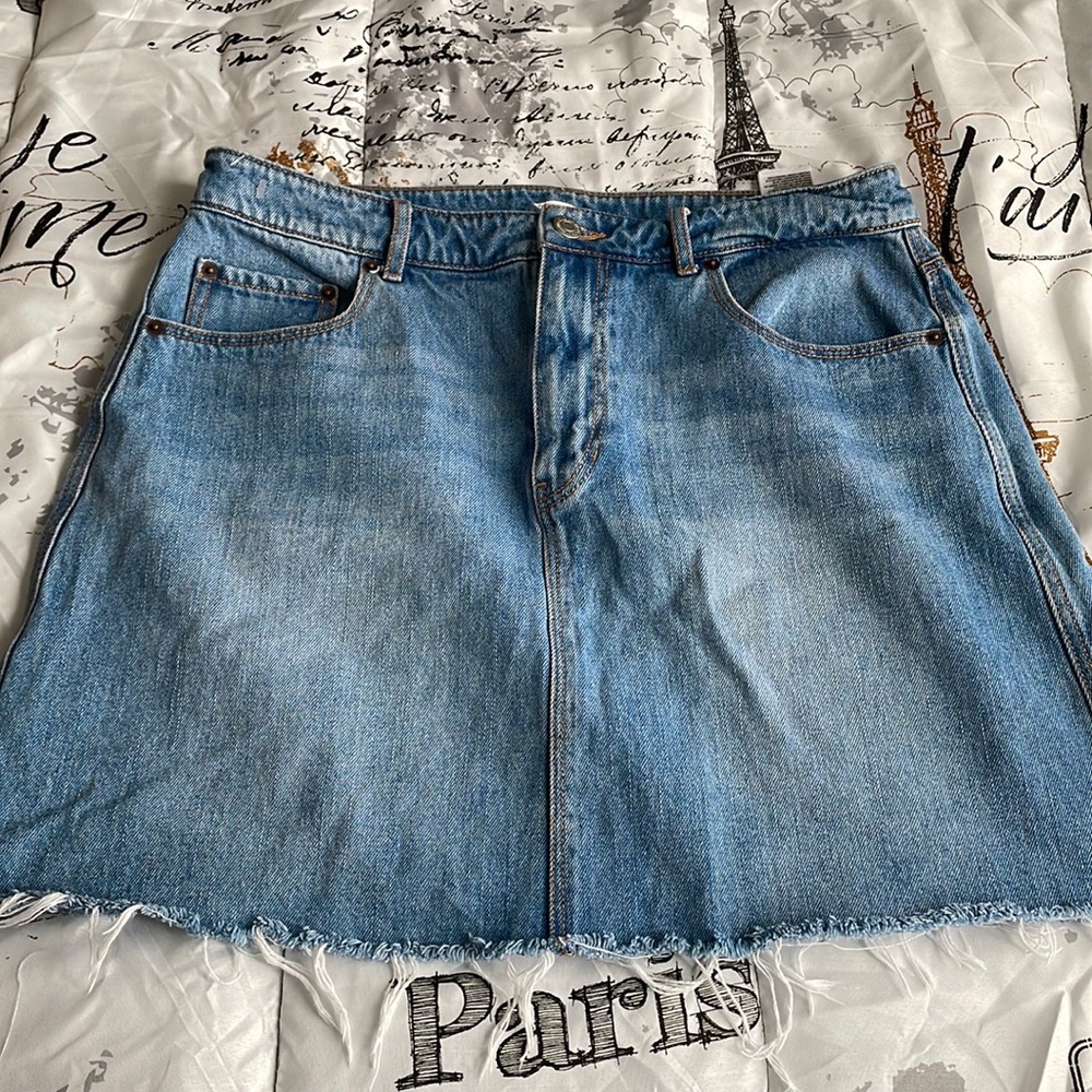 Old Navy Y2k mid length skirt